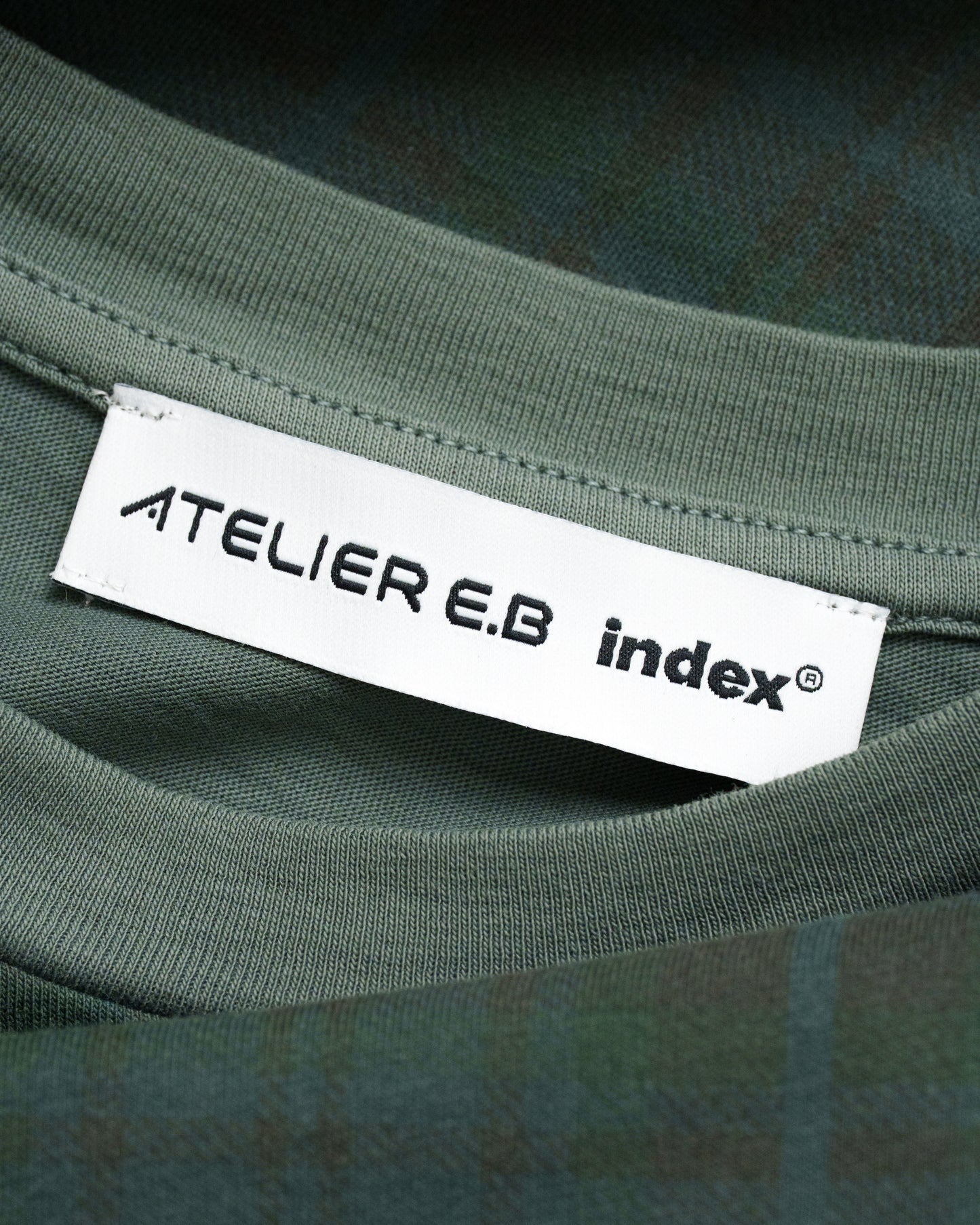Atelier E.B index® Cropped T-Shirt, Goblin Tartan